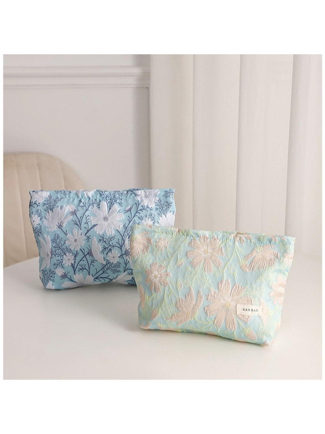Cosbai - Fresh Floral Travel Makeup Organizer Bag