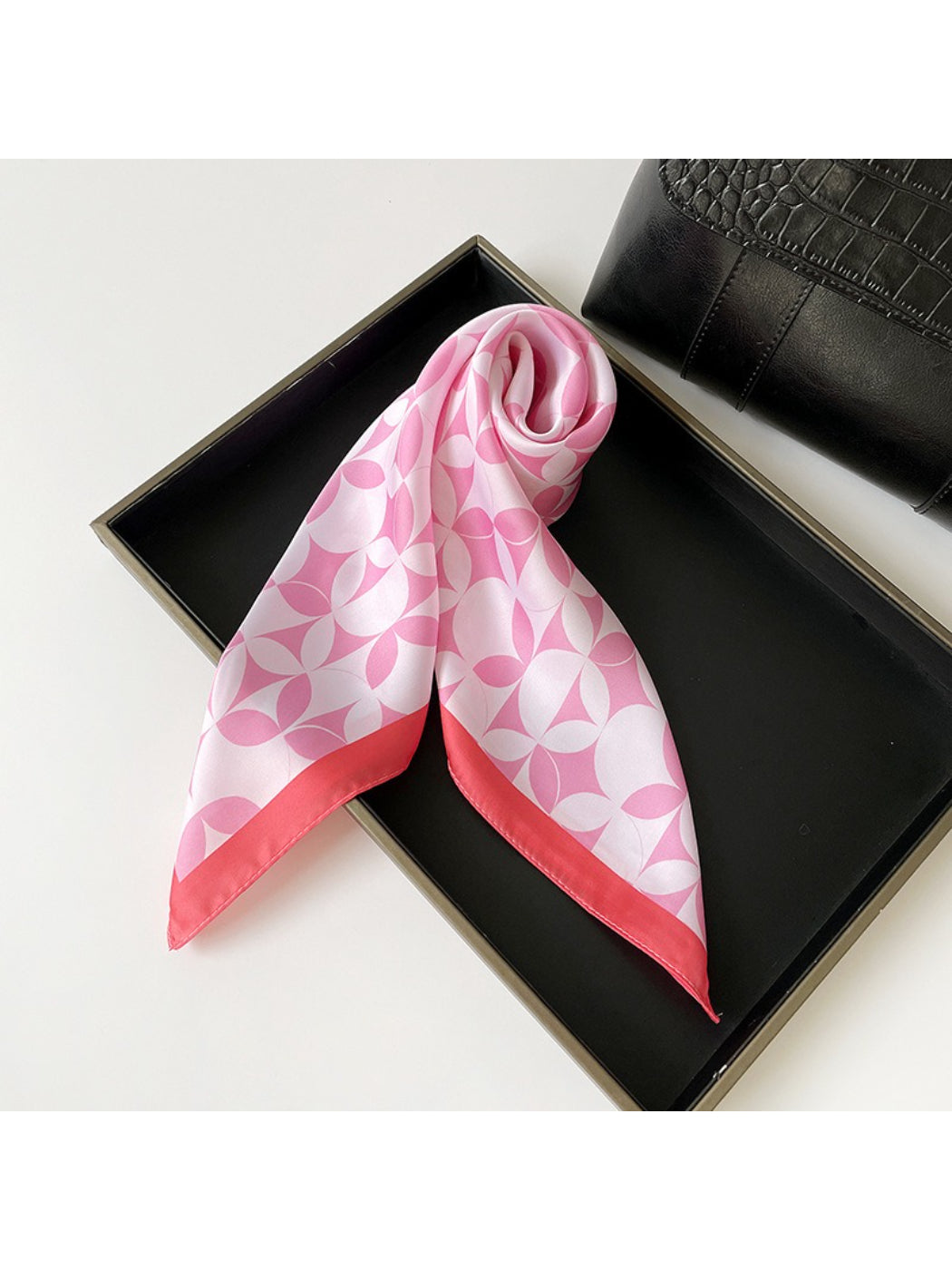 Scarvii - Classic Botanical Square Scarf