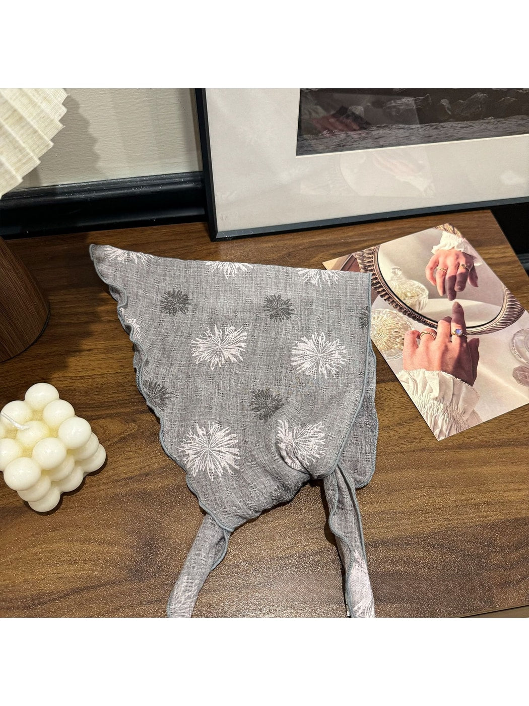 Scarvii - Floral Print Triangle Bandana