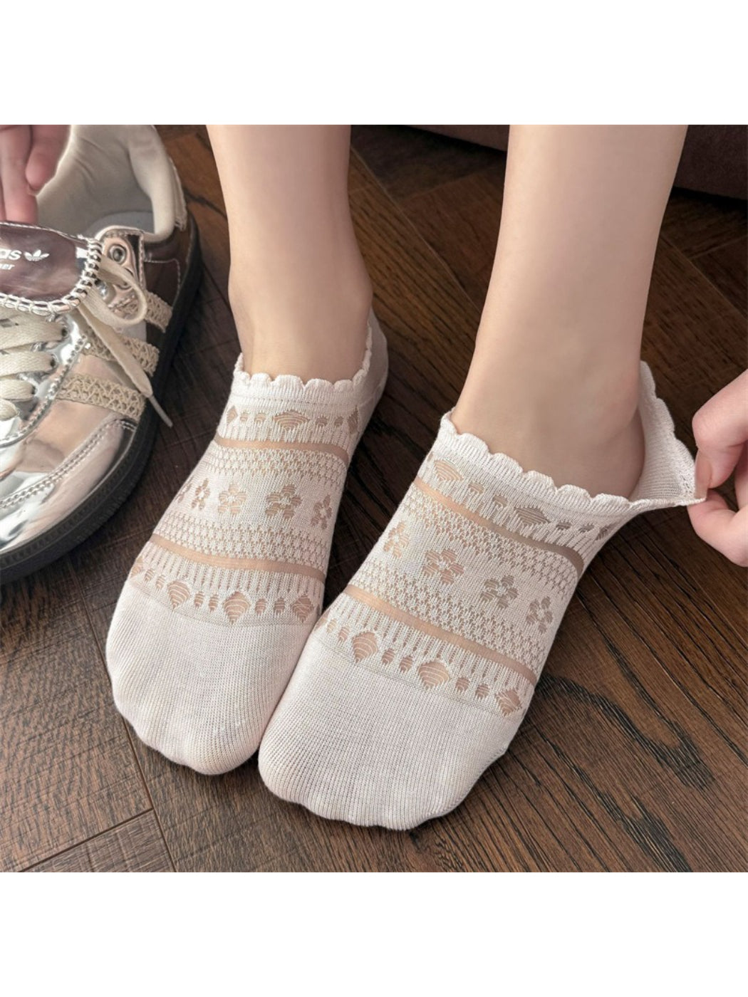 Rufia floral mesh no show socks worn with shoes