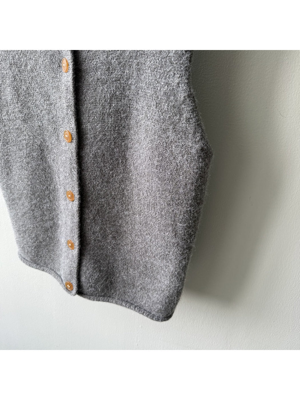 Crosa - Loose and Simple Classic Knit Vest for Women