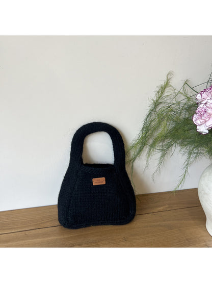 Cosbai - Ribbed Knit Hand Bag