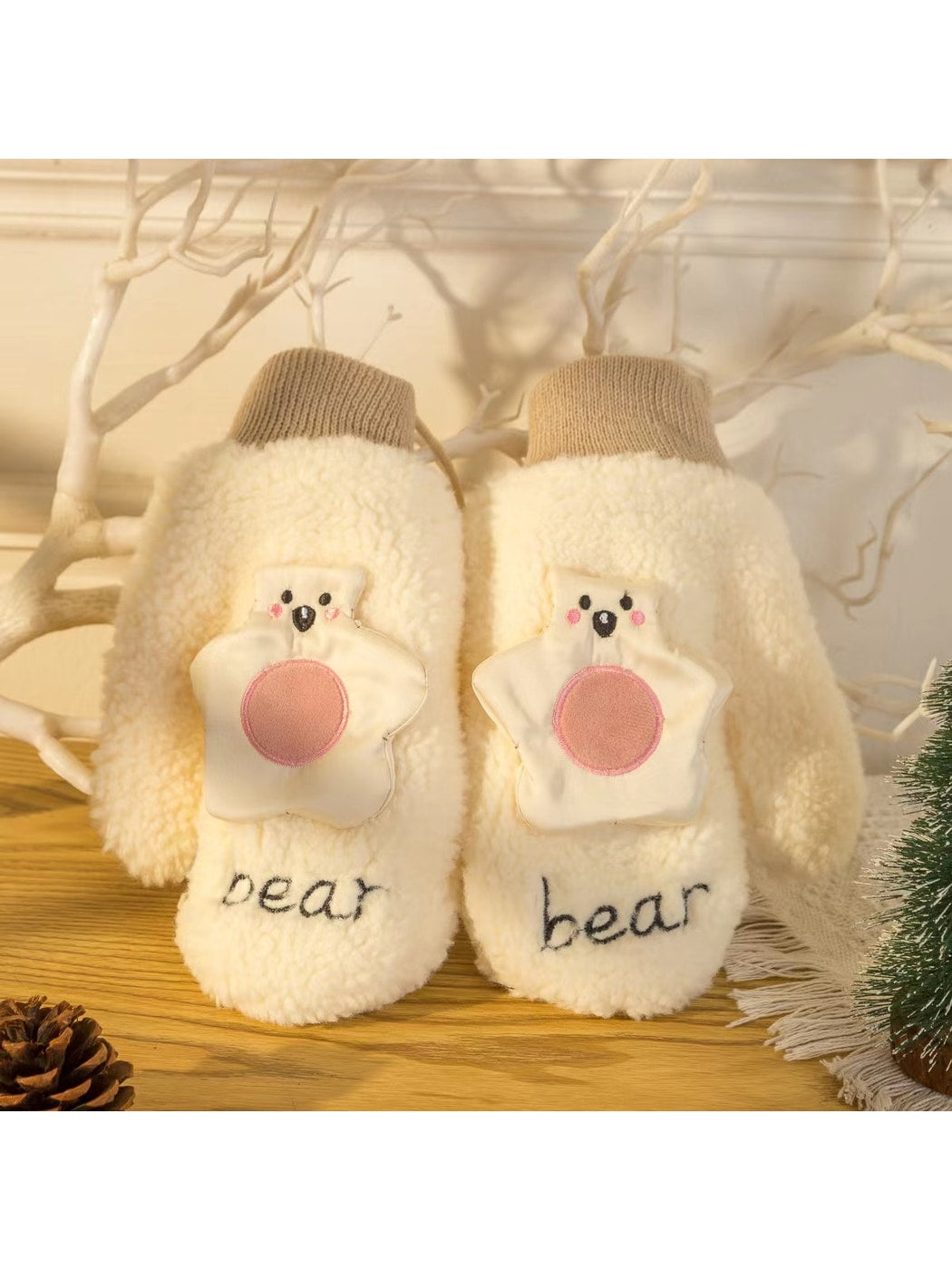 Gloving - Cartoon Bear Applique Plush Winter Mittens