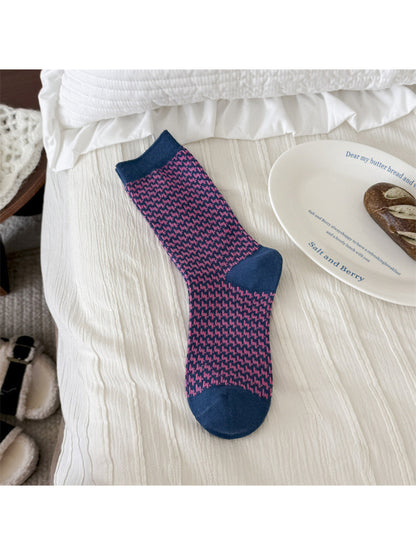 Rufia – Colorful Knit Socks in Bold Patterns