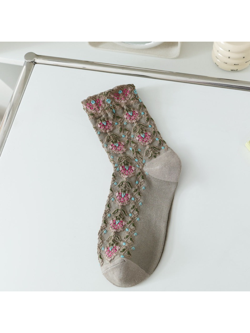 Rufia - Raised Floral Texture Crew Socks