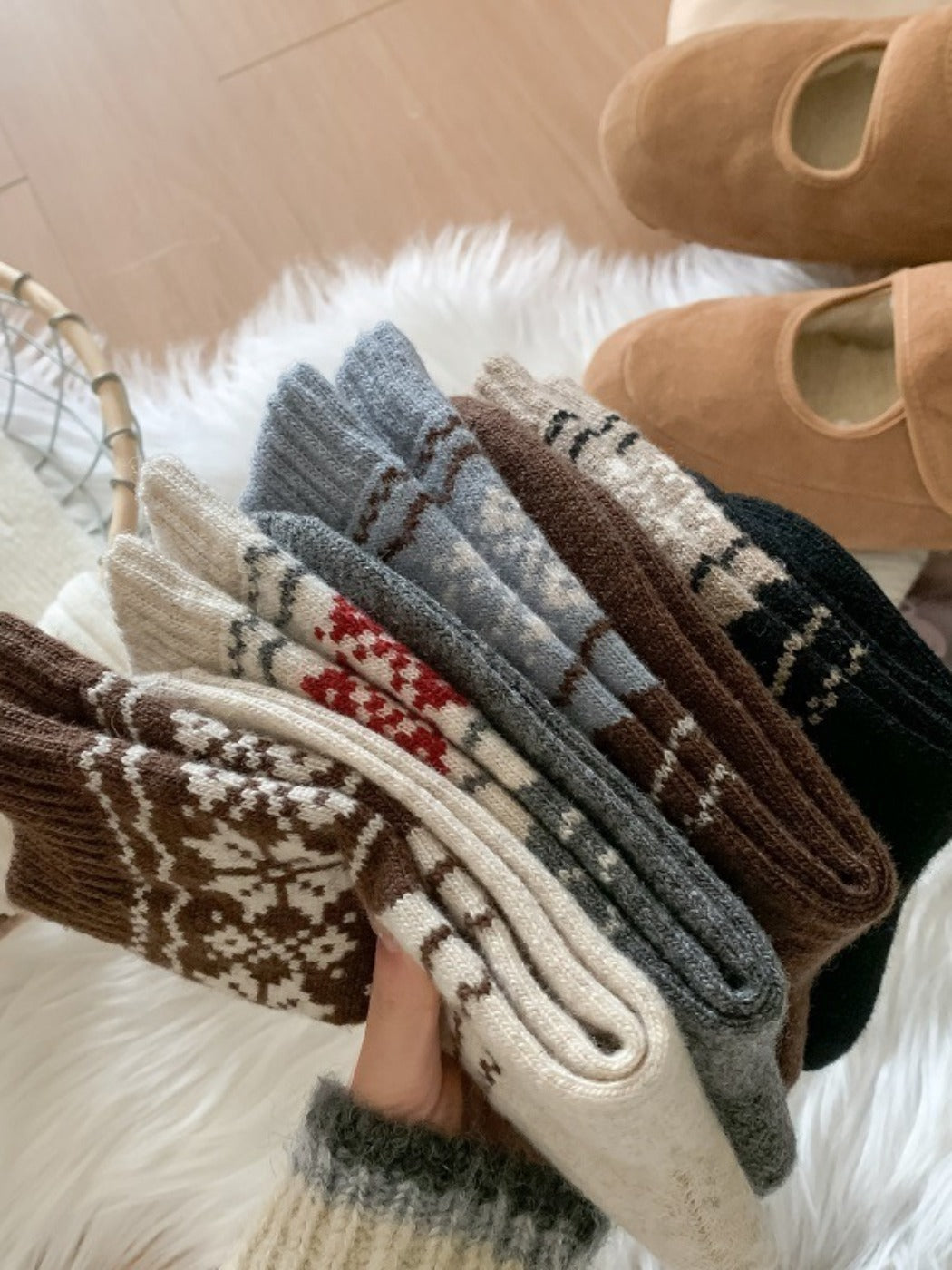 Rufia - Thickened Snowflake Patterned Mid-calf Socks