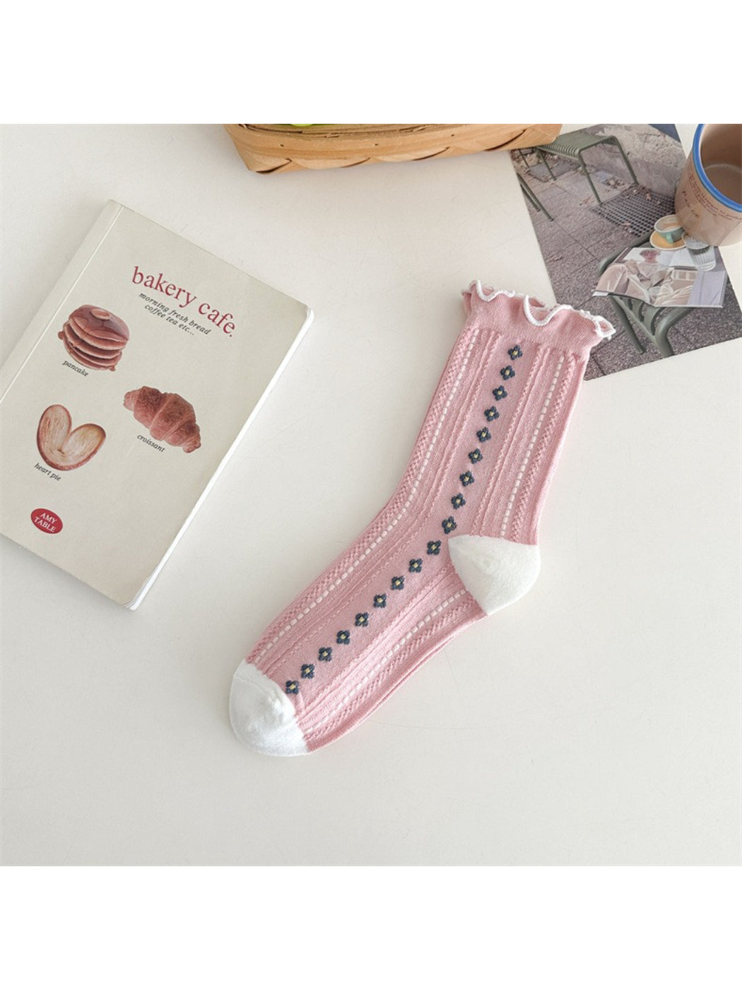 Rufia - Retro Flower Trim Crew Socks