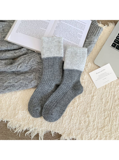 Rufia – Cozy Ribbed Crew Socks