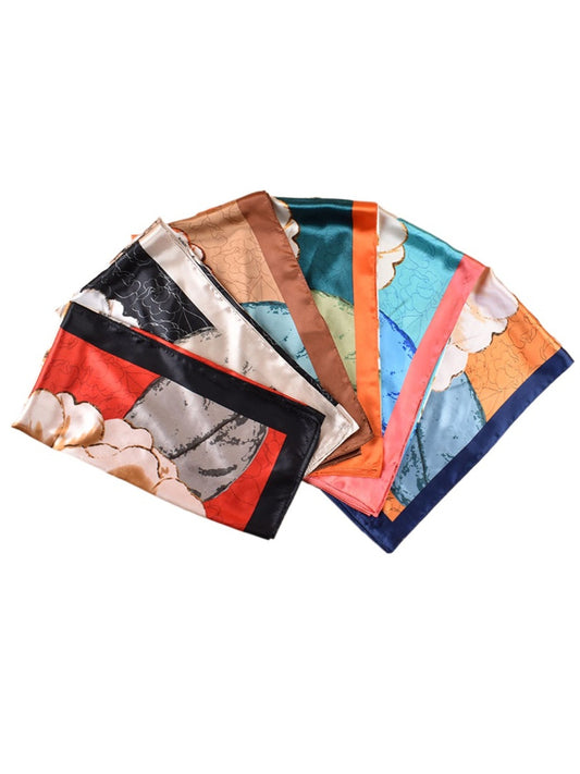 Scarvii - Square Scarf with Elegant Camellia Print