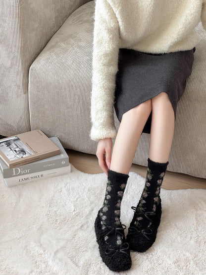 Rufia - Soft Floral Texture Crew Socks