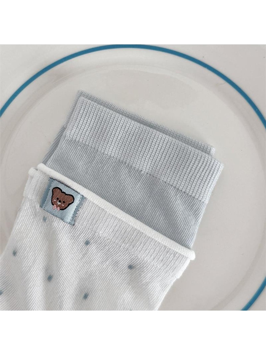 Rufia - Cute Bear Motif Ruffle Crew Socks