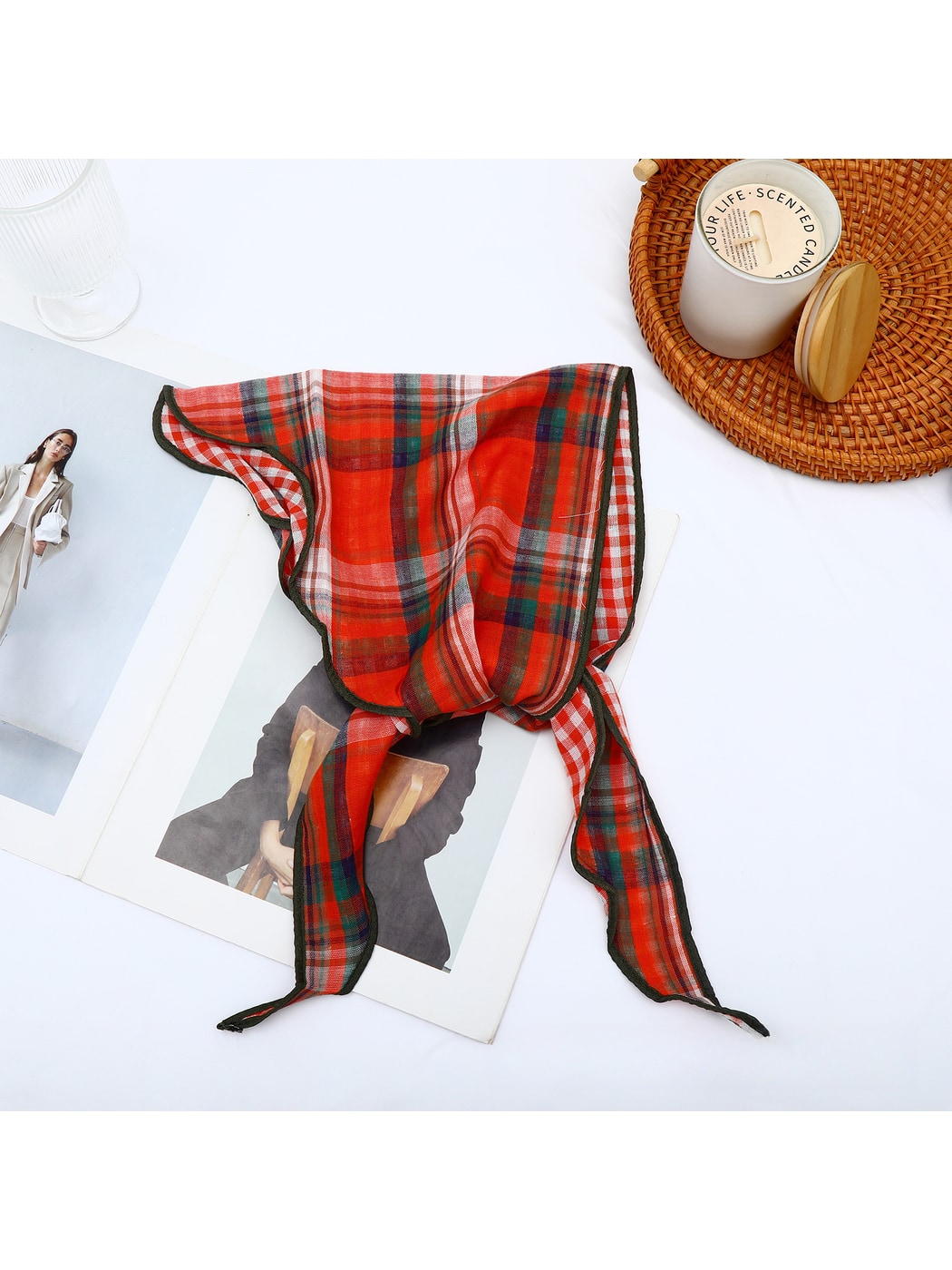 Scarvii - Vintage Plaid Geometric Triangle Bandana
