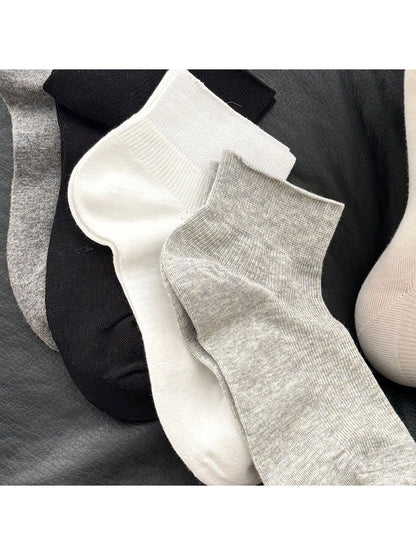 Rufia - Elegant Solid Women's Ankle Socks