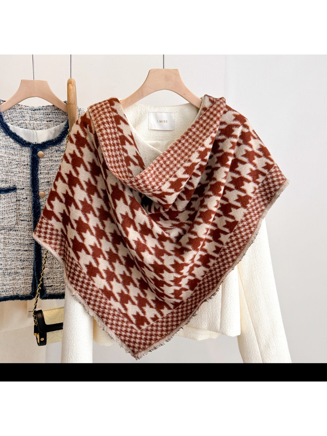 Scarvii - Houndstooth Wrap Scarf