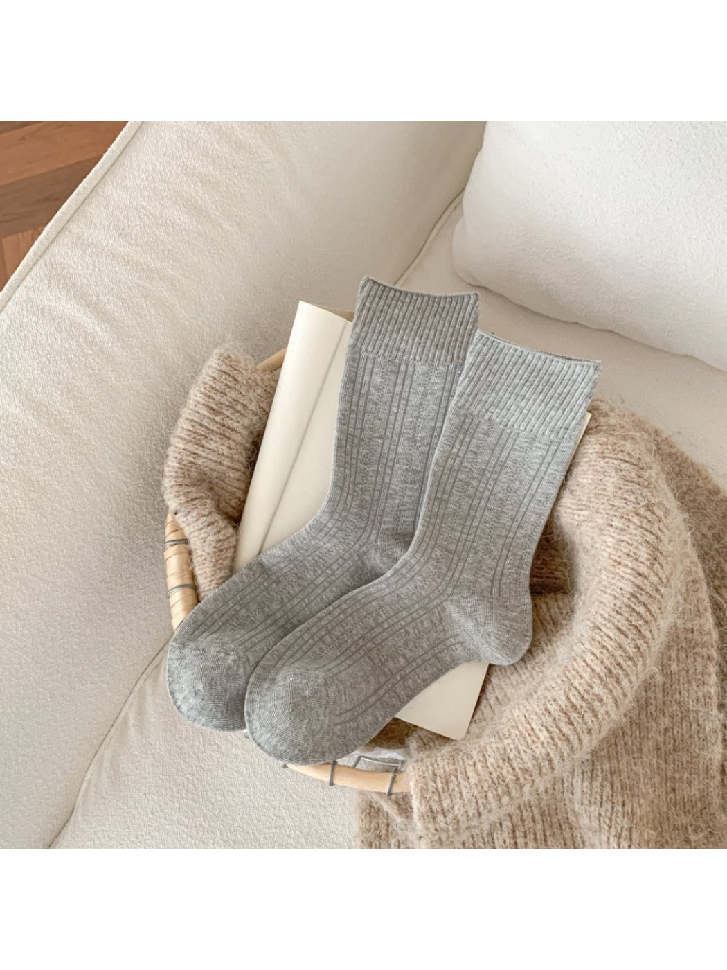 Rufia - Solid Ribbed Everyday Crew Socks
