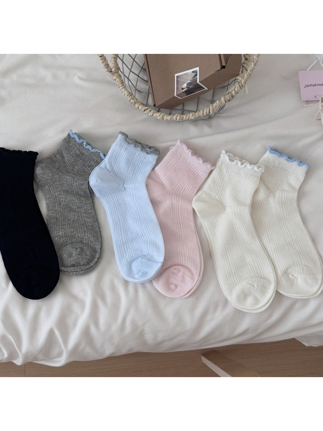 Rufia - Soft Ribbed Frill Ankle Socks product image 2