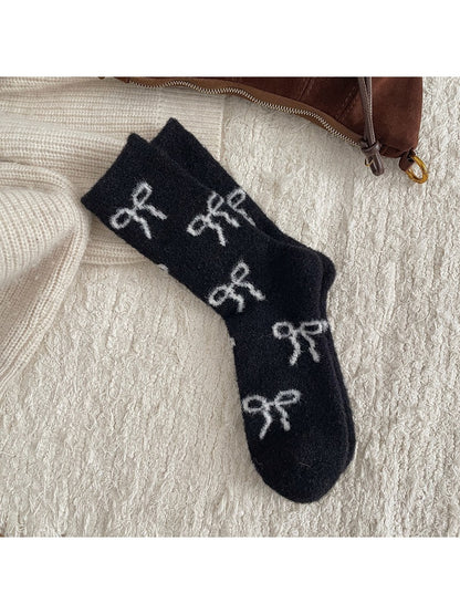 Rufia - Thick Everyday Bow Motif Crew Socks