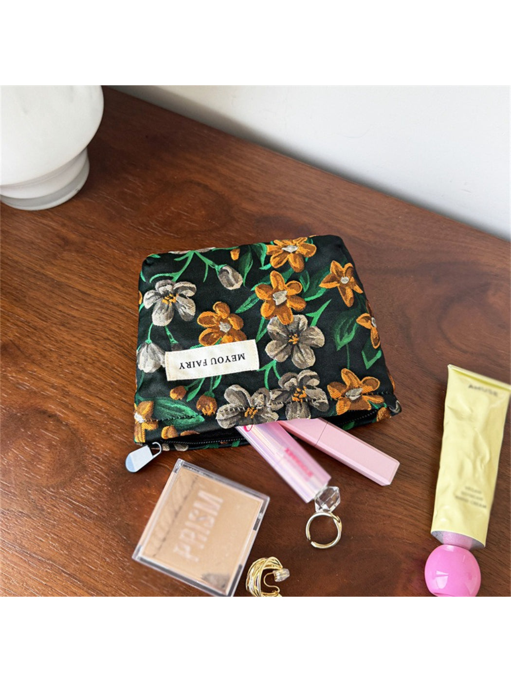 Cosbai Vintage Flower Toiletry Bag product image