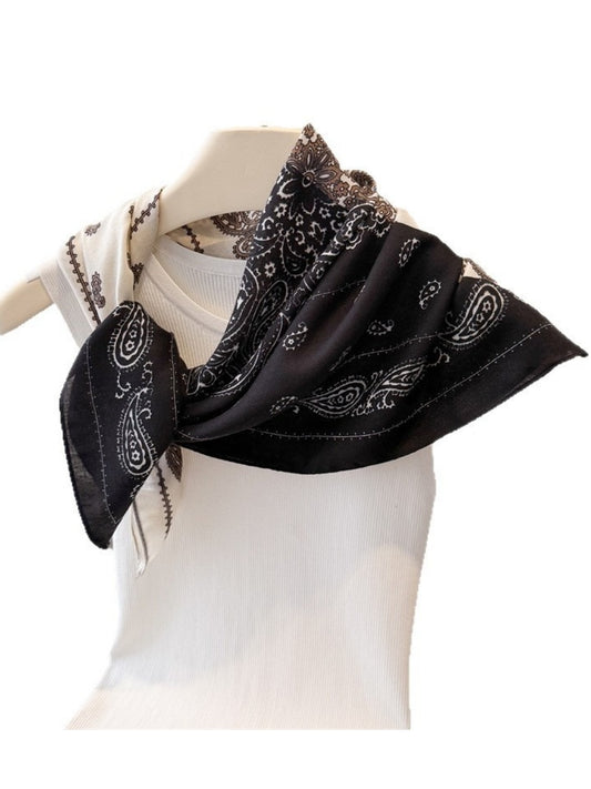 Scarvii - Color-Block Square Scarf with Paisley Pattern – Vintage & Chic