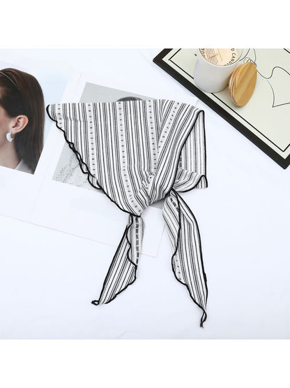 Scarvii - Minimal Striped Pattern Decorative Triangle Bandana