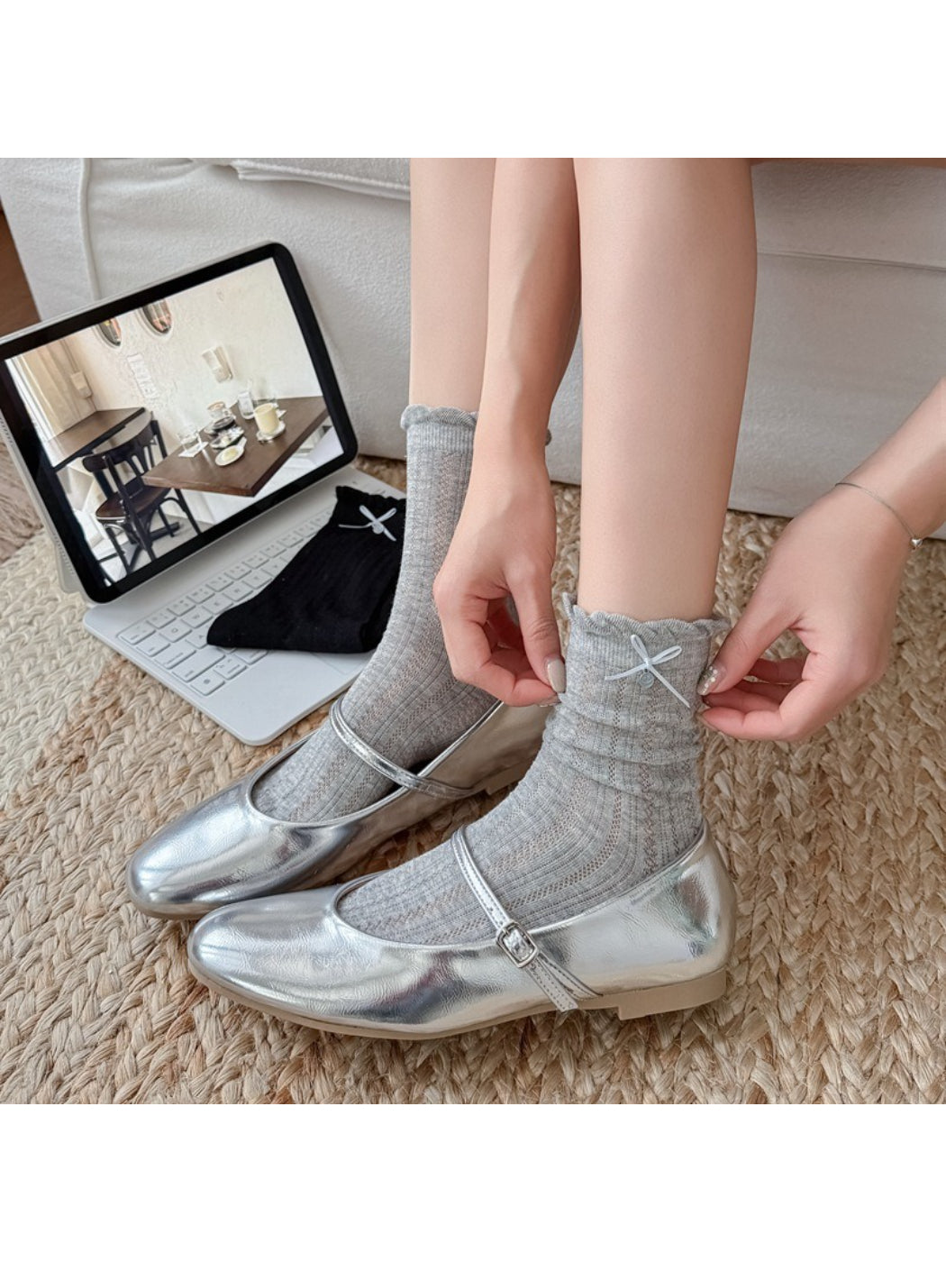 Rufia - Minimal Bow Knit Crew Socks product image 2