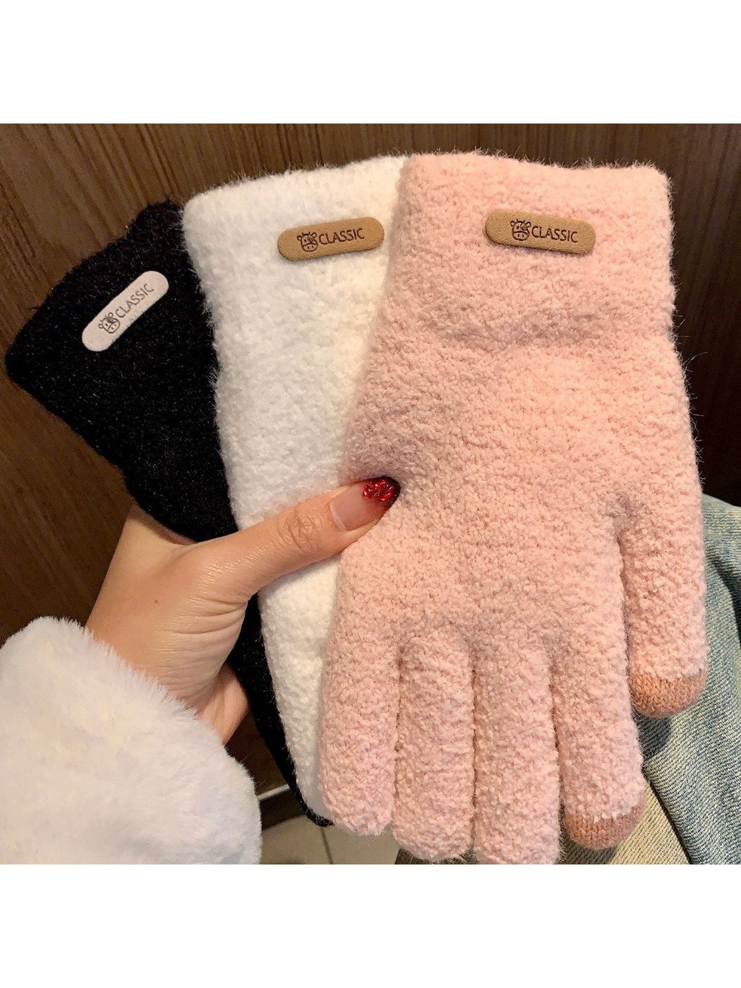 Gloving - Minimal Solid Color Winter Knit Gloves