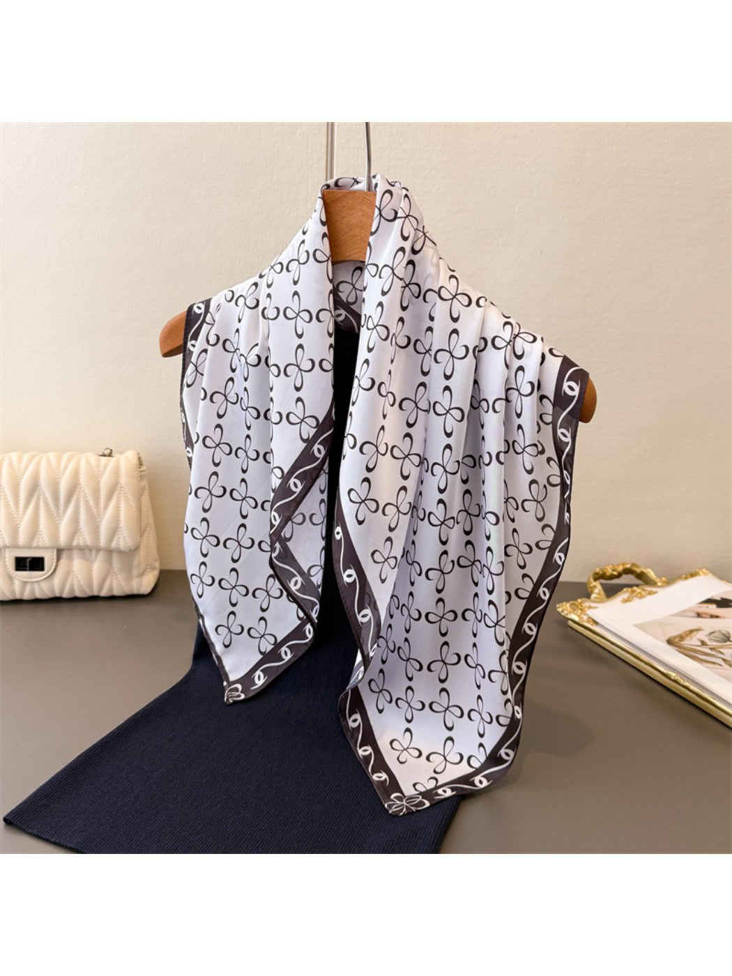 Scarvii - Classic Bow Motif Square Scarf