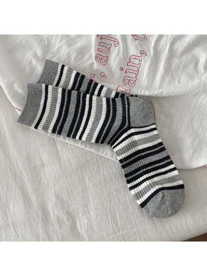 Rufia - Soft Ribbed Stripe Daily Crew Socks product image 6