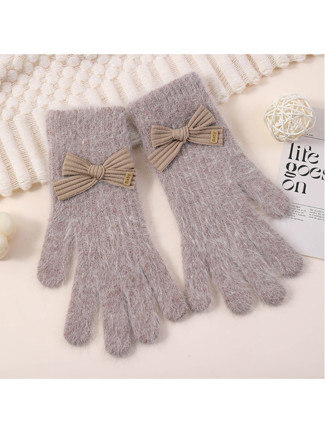 Gloving - Bow Detail Touchscreen Gloves