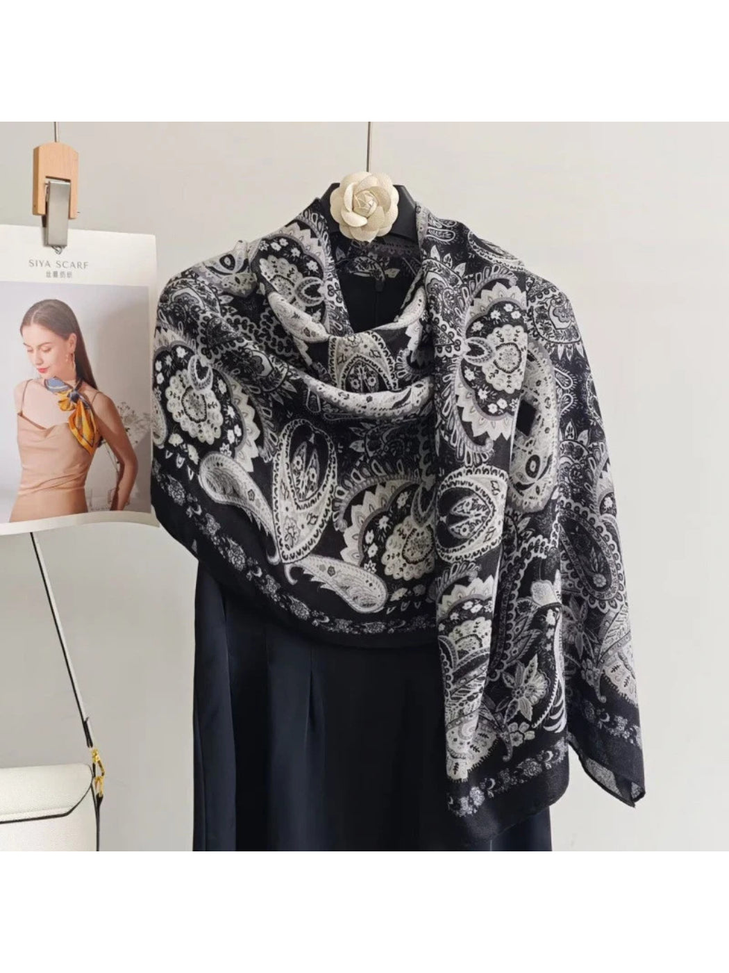 Scarvii - Paisley Floral Medallion Scarf