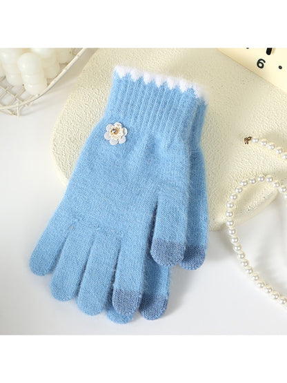 Gloving - Floral Accent Fuzzy Knit Winter Gloves