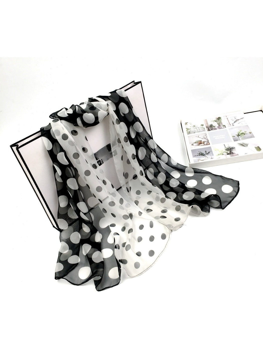 Scarvii - Dot Scarf - Lightweight & Versatile