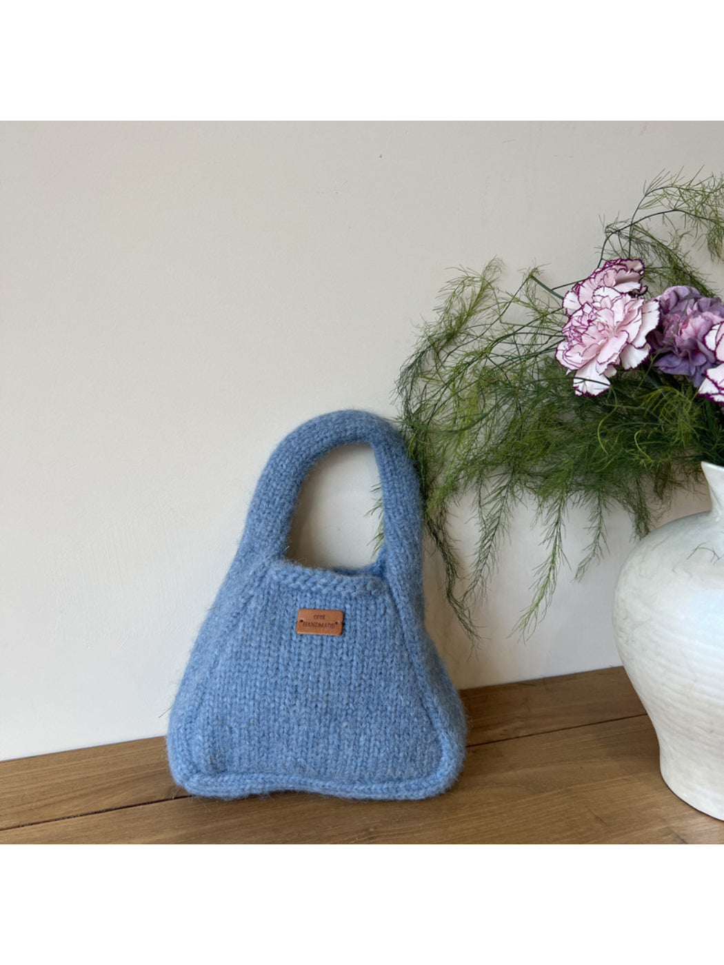 Cosbai - Ribbed Knit Hand Bag