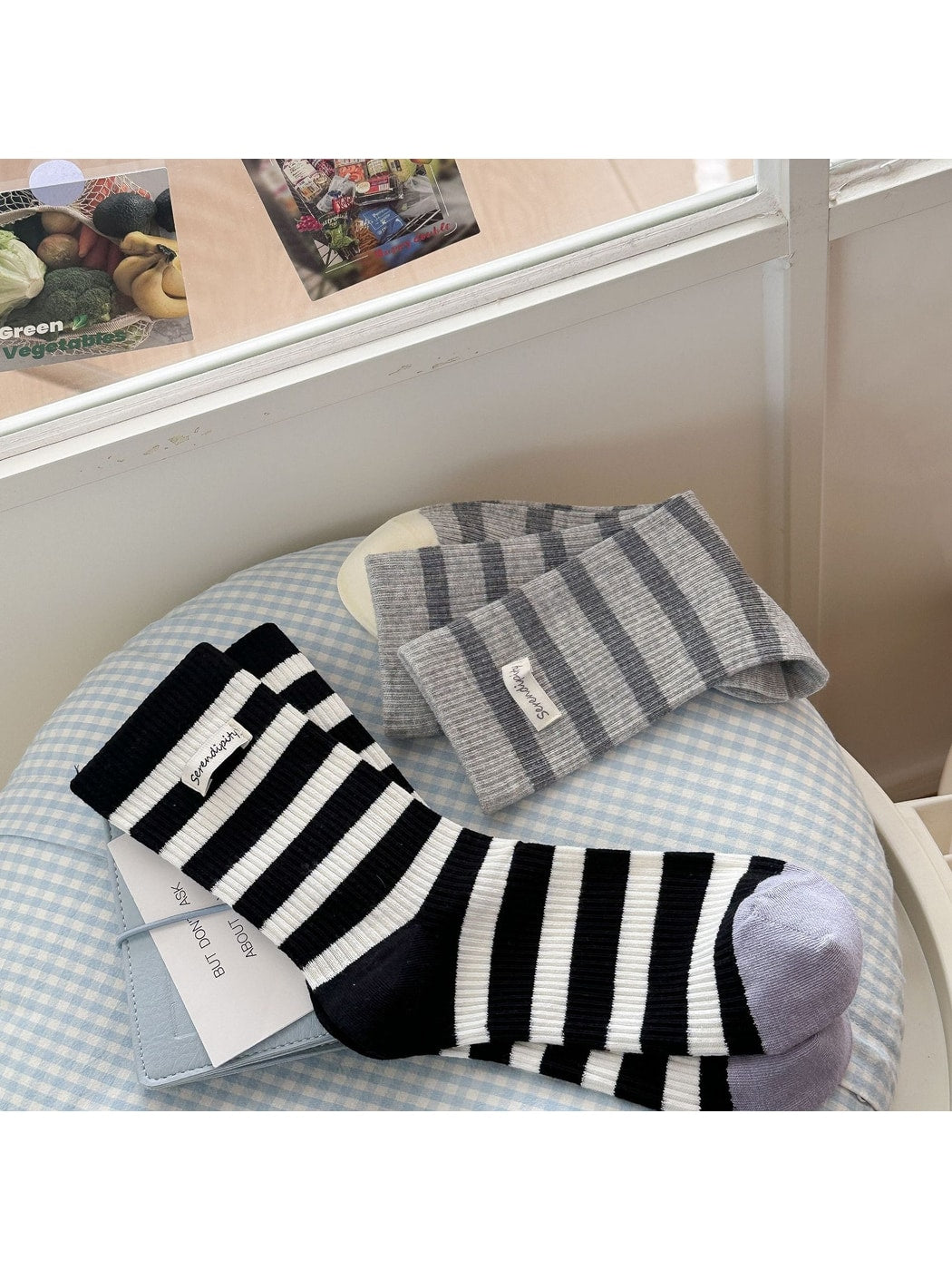Rufia - Simple Style Striped Ribbed Crew Socks