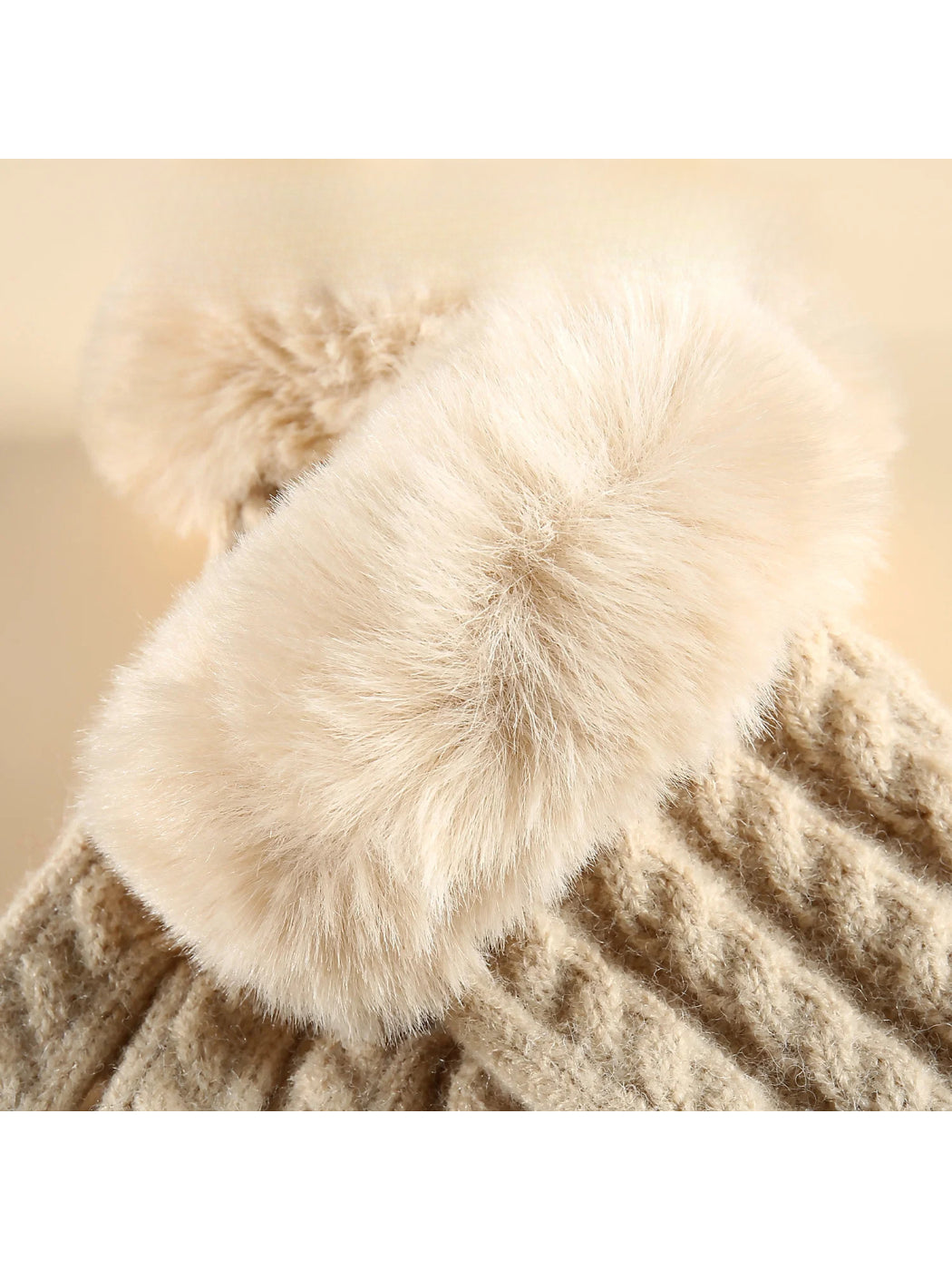 Gloving - Cable Knit Fuzzy-Cuff Gloves