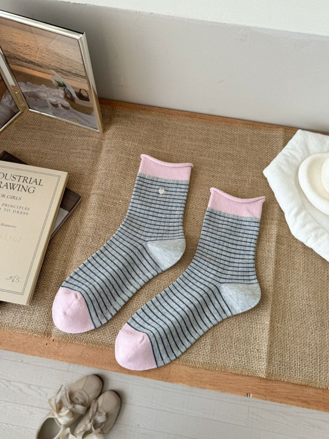Rufia - Heart Detail Stripe Crew Socks product image 6