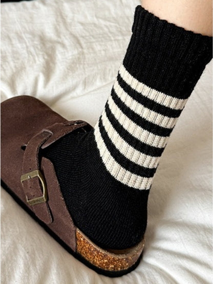 Rufia - Cozy Striped Mid-Calf Winter Socks