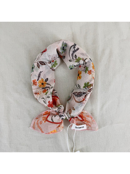 Scarvii vintage floral border scarf folded to show pattern and texture
