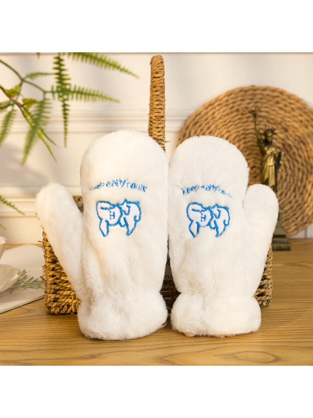 Gloving - Cartoon Animal School Style Winter Mittens