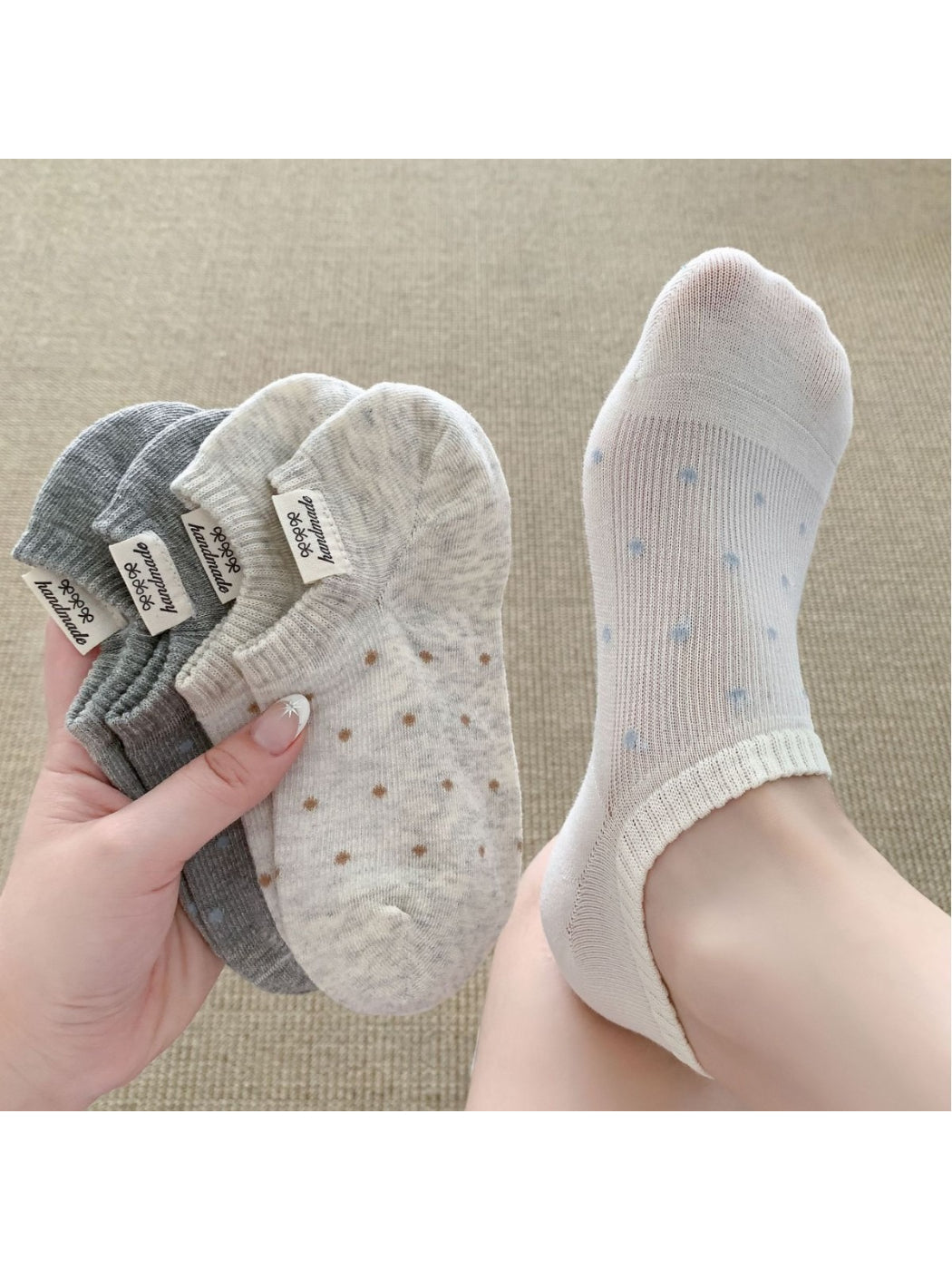 Rufia Dot Pattern No Show Socks product image