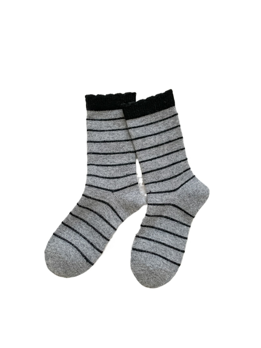 Rufia – Cozy Striped Mid-Calf Socks