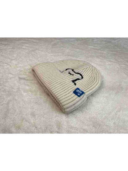 Haila - Winter Bear Embroidery Knitted Beanie