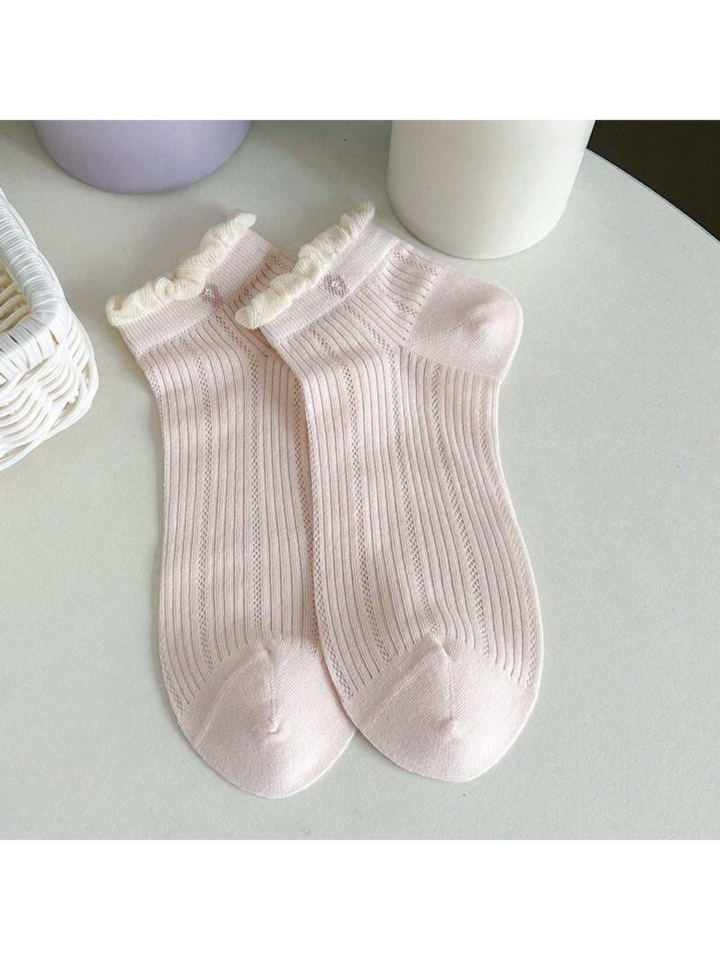 Rufia - Ruffle Trim Solid Color Ankle Socks
