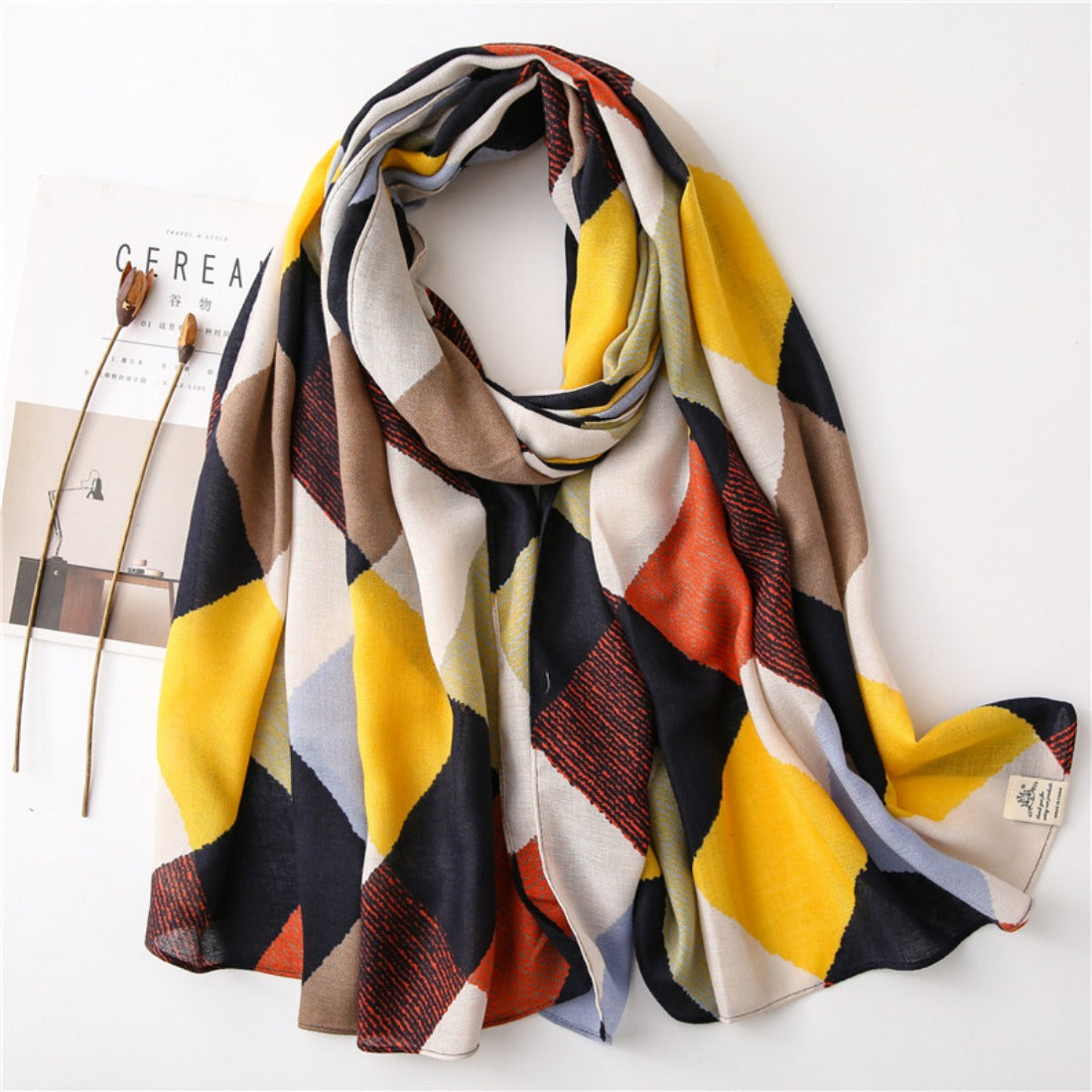 Scarvii - Colorful Diamond Pattern Scarf