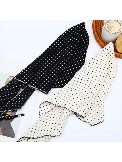 Scarvii - Elegant Dot Trimmed Triangle Bandana