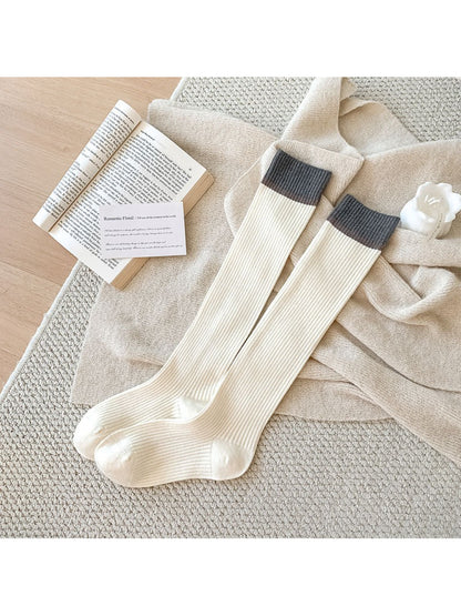 Rufia - Minimal Contrast Knee High Socks product image 4