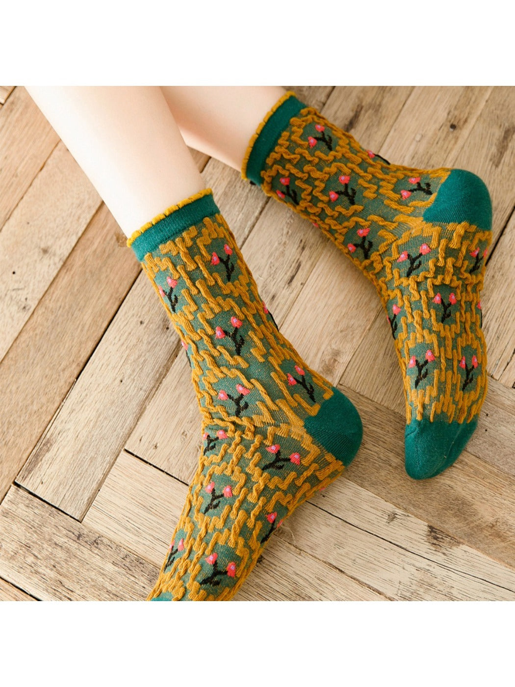 Rufia - Vintage Embroidered Mid-Calf Socks - Soft & Chic