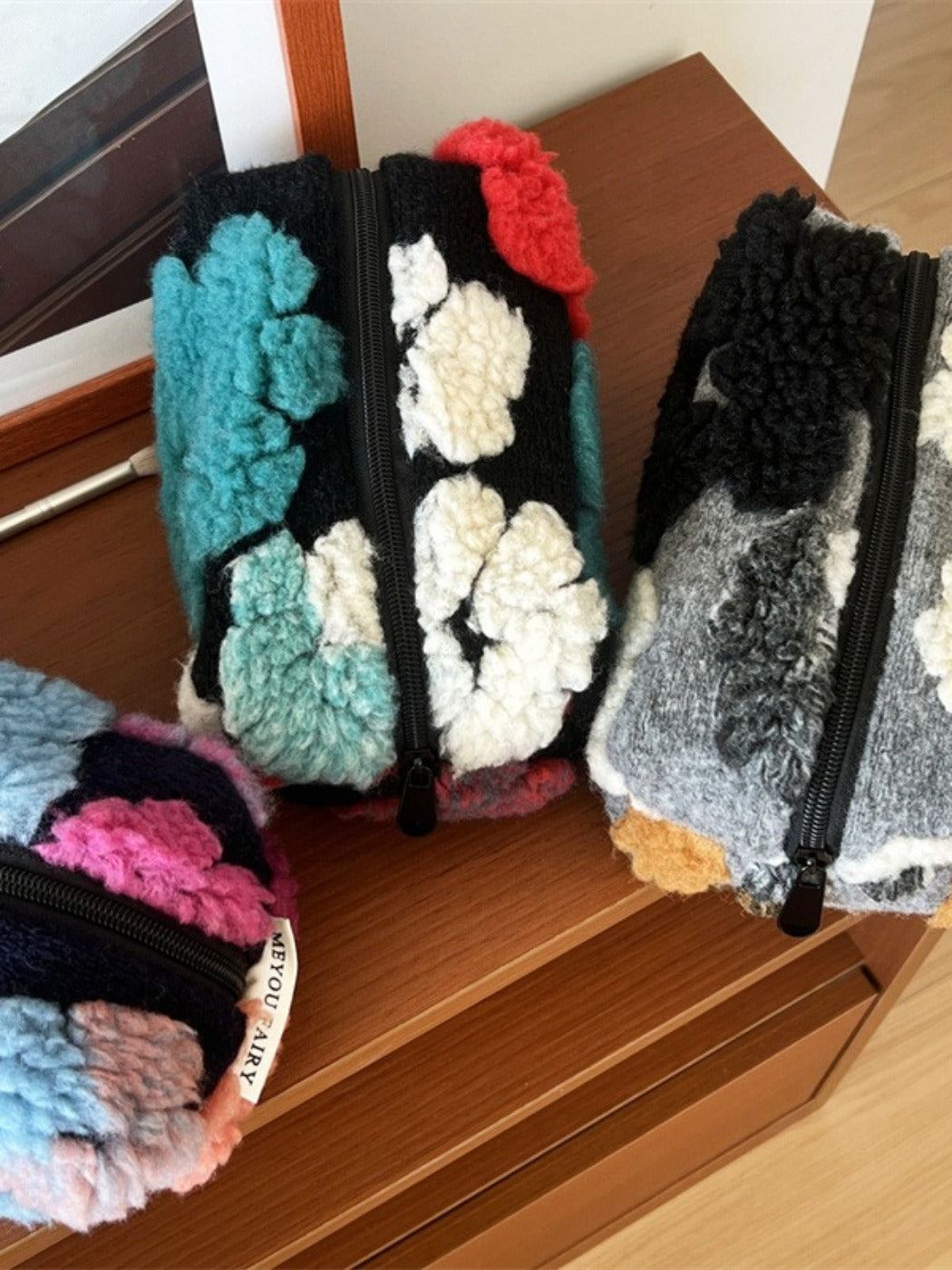 Cosbai - Large Capacity of Floral Tweed Zipper Makeup Bag