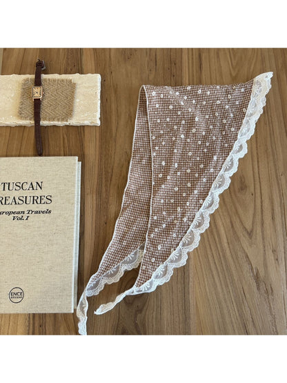 Scarvii - Floral Lace Edge Printed Triangle Bandana