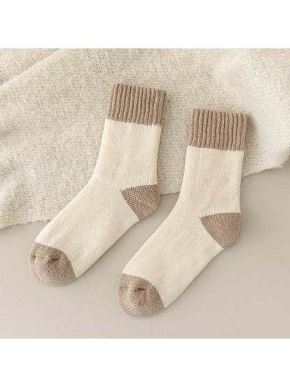 Rufia - Soft Creamy Tone Everyday Crew Socks